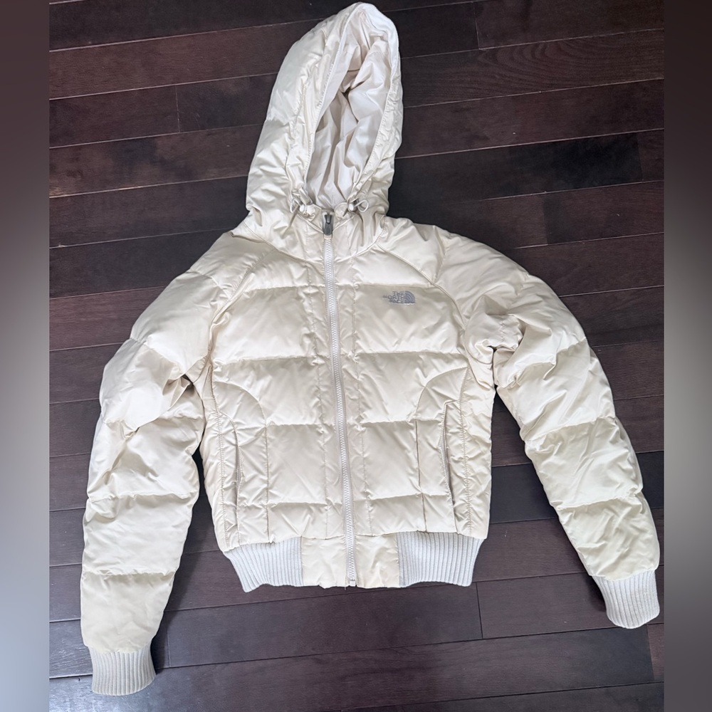 Women’s north face puffer jacket